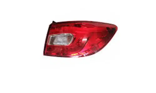 خطر عقب روی گلگیر چپ بسترن B30